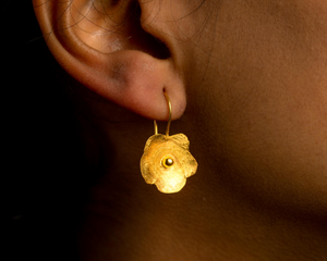 Poppy Flower Earrings Earrings Hattus Jewelry