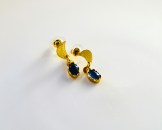 Arma Earrings