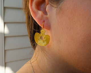 Arha Idol Earrings