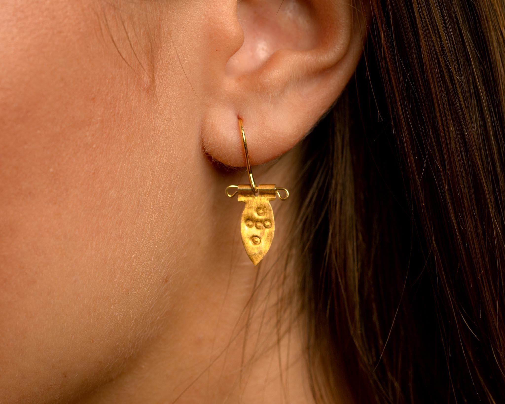 Byzantine Spear Head Earrings Earrings Hattus Jewelry 